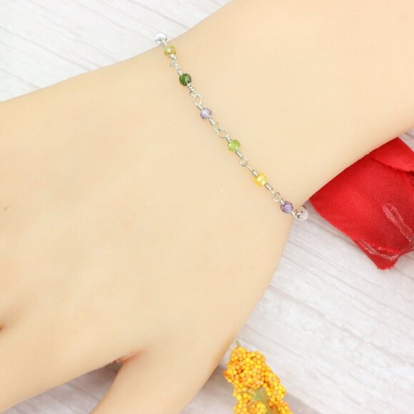 "Trendy Handmade Bracelet – A Thoughtful Gift for Girls & Women | UNVRC1470 - Picture 5 of 10